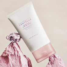 Load image into Gallery viewer, Skin1004 Madagascar Centella Poremizing Light Gel Cream
