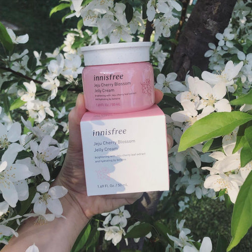 Innisfree Jeju Cherry Blossom Jelly Cream - SKIN.TO